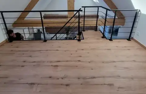 escalier bois Saint-Sauveur-Villages-2